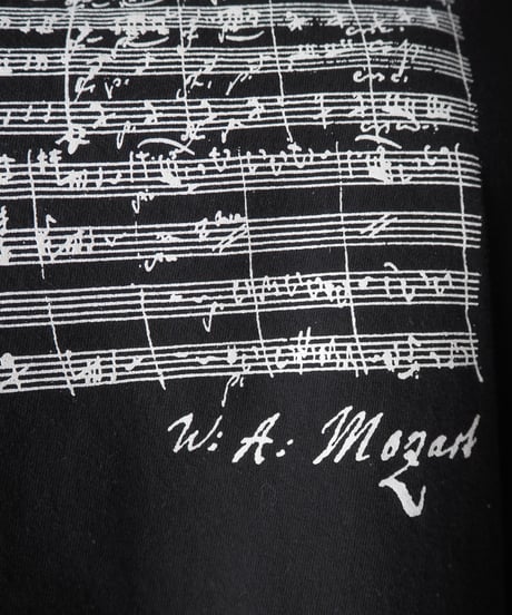 W:A:Mozart "Eine Kleine Nachtmusik" Score T-Shirt BK WH