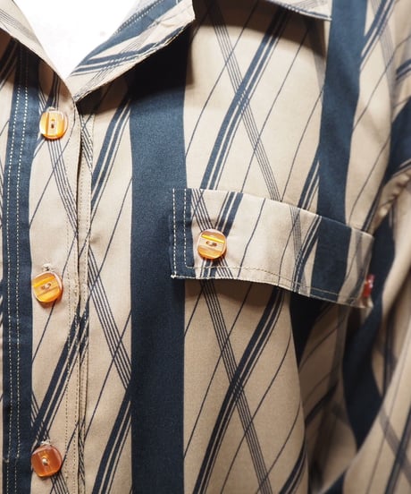 Line Pattern Open Collar Shirt BEBK
