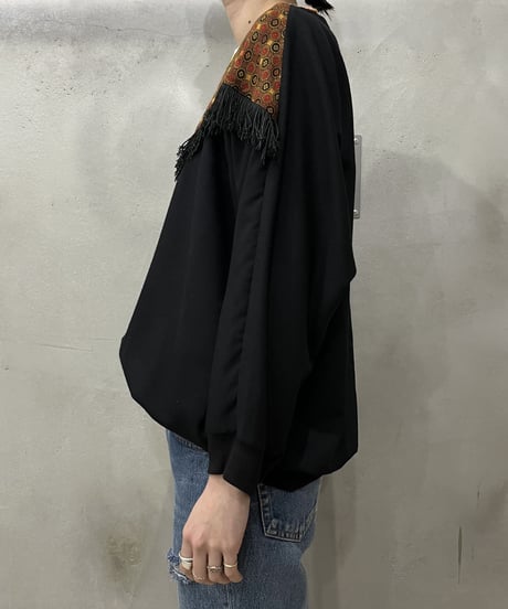 Fringe Design Dolman Sleeve Blouse BKBL