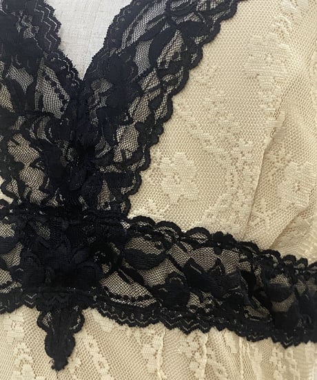 V Neck Lace Tank Top BK IV