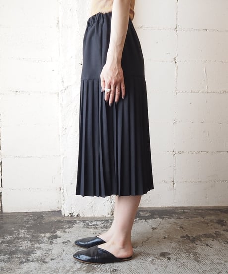 Pleated Easy Skirt BK