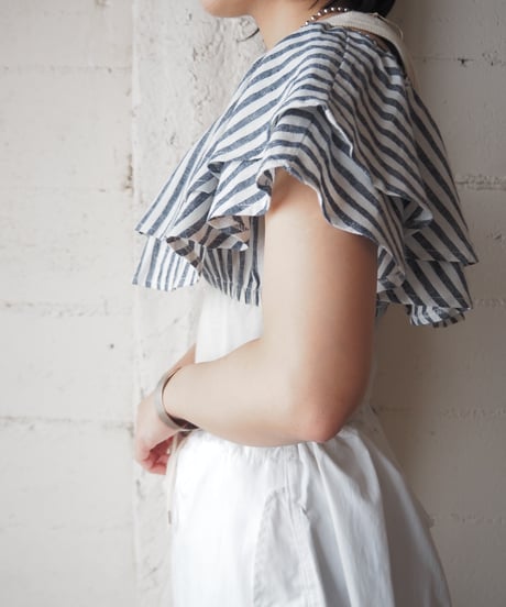 Tiered Cape Sleeveless Blouse NVWH
