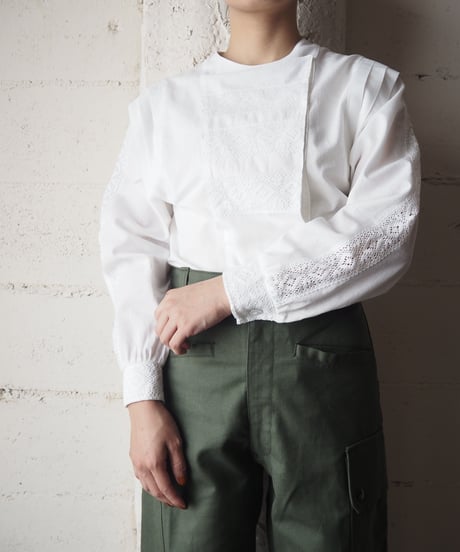 EURO Side Button Lace Blouse WH