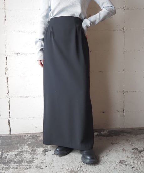 Tuck Tight Skirt BK