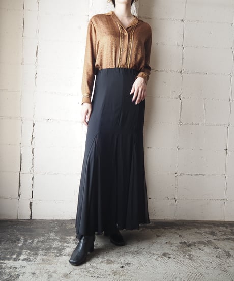 Seethrough Design Hem Skirt BK