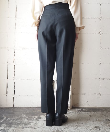 Waist Button Tuck Pants BK