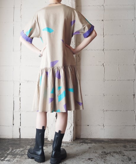 Lowrise Collarless Dress BE