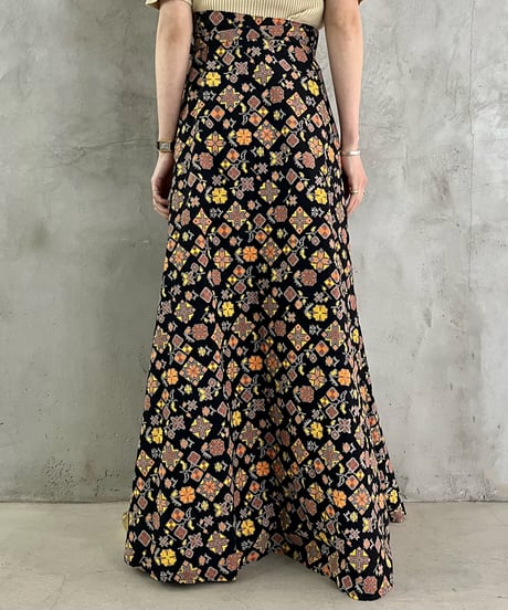 Geometric Pattern Rapped Skirt  BKOR
