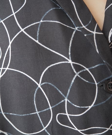 Hand Drawing Pattern Open Collar Dress BK