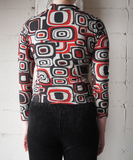 Geometric Print Mock Neck Top LGRBKRE