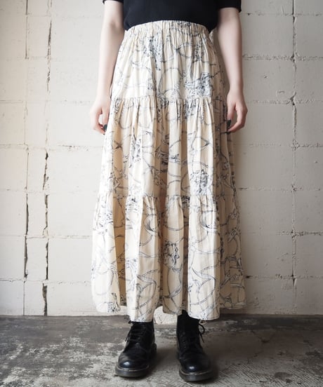 Merry-go-round Pattern Tiered Skirt LPI