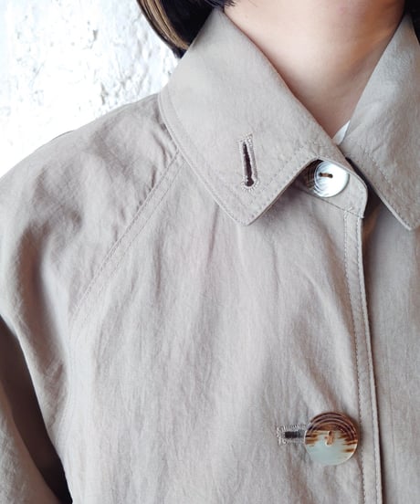 Raglan Sleeve Soutien Collar BE