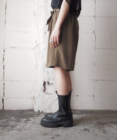 Belted Tuck Shorts KA