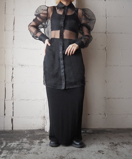 Volume Sleeve Sheer Long Shirt BK