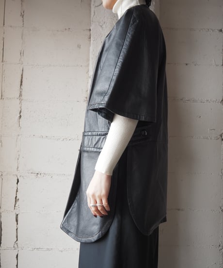 1980's Collarless Leather Cape Jacket BK