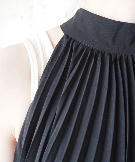 American Sleeve Pleated Seethrough Dress BK