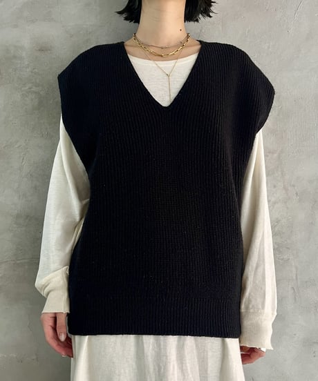 Vneck Knit Vest BK