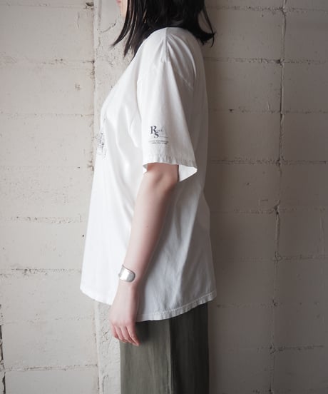 "Sunday Morning" Art Print Graphic T-Shirt WH BK