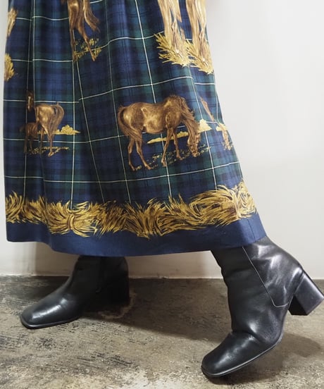 Horse × Check Tuck Skirt NV