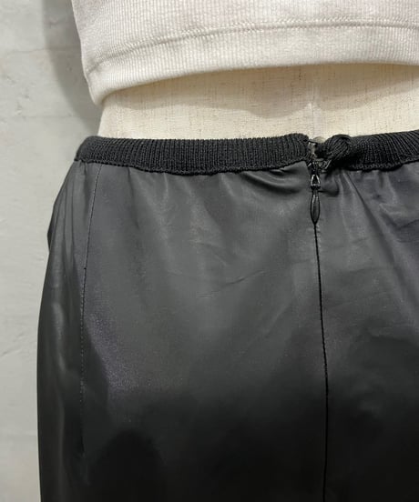 Slit Zip Design Tight Skirt BK