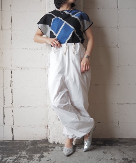1980's Cross Print Collarless Blouse GRBLBK