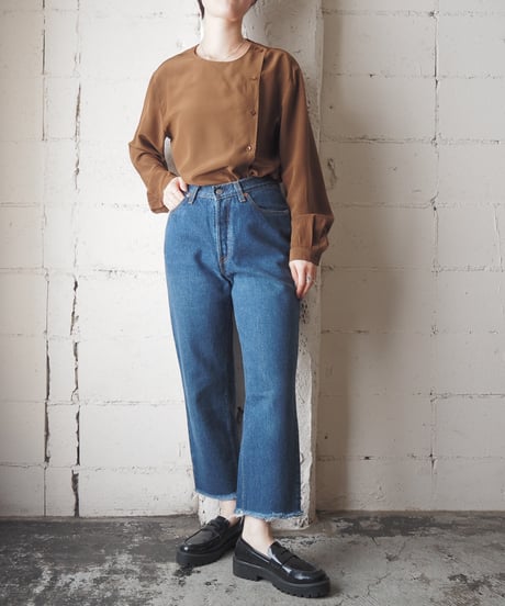 Asymmetric Design Collarless Silk Blouse BR