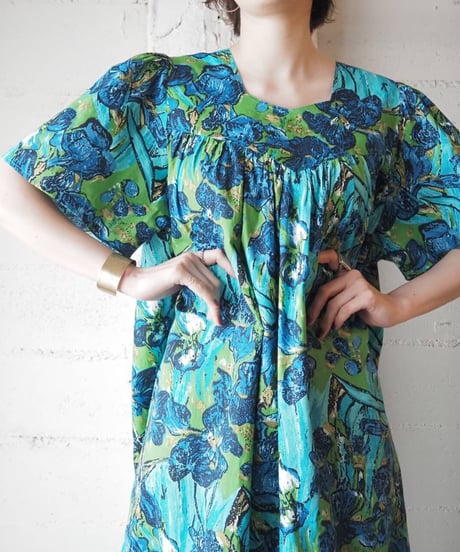 1970's Flower Pattern Dress GNBL