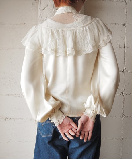 GUNNIES Frill Lace Design Blouse IV