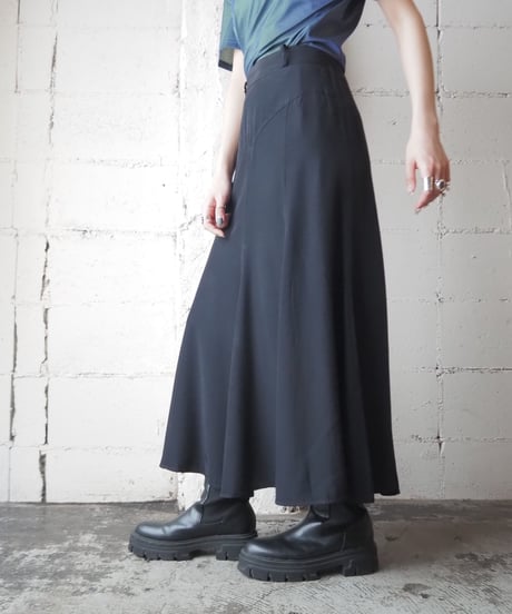 Yoke Flared Rayon Skirt BK