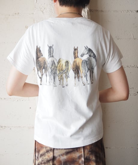 PRINTS OF TAILS Horse Tee WH