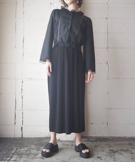 Lace Collar Line Blouse BK