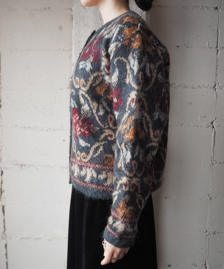 Arabesque Pattern Crew Neck Cardigan GRRE