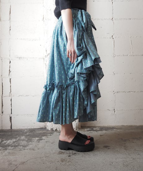 Paisley Pattern Asymmetric Design Tiered Skirt GR GN