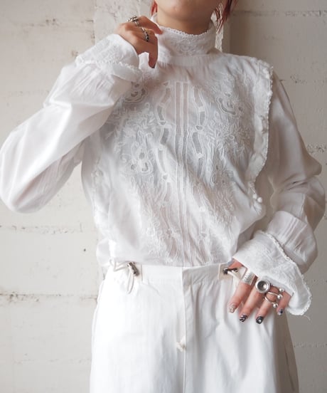 Back Drawstring Embroidery Blouse WH