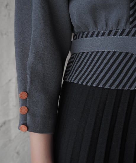 Belted Design Stripe Shirt GRBK