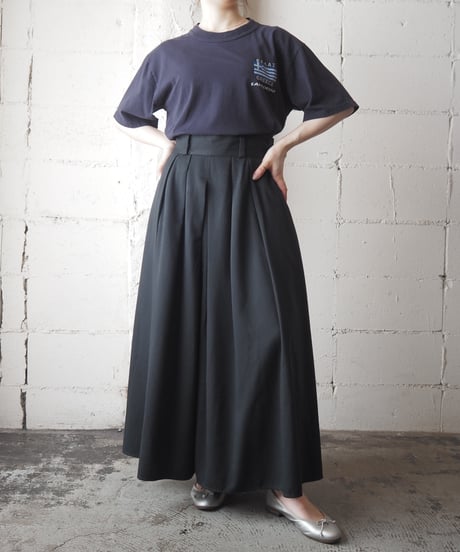 Tuck Flare Skirt BK