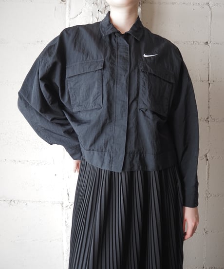 NIKE Crop Oversized Field Jacket BK