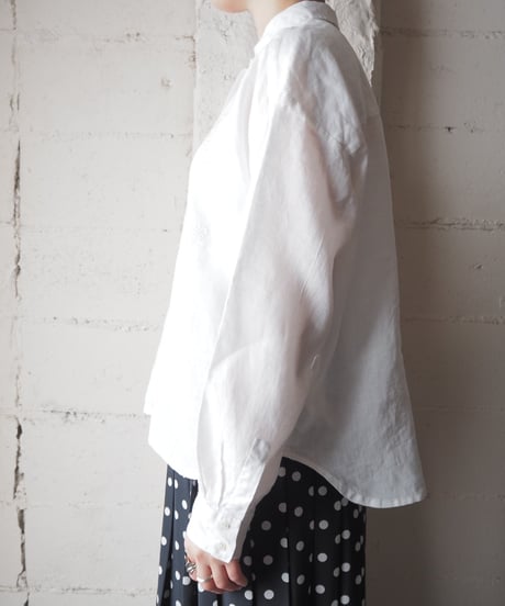 WEEKEND MaxMara Butterfly Embroidery Linen Shirt WH