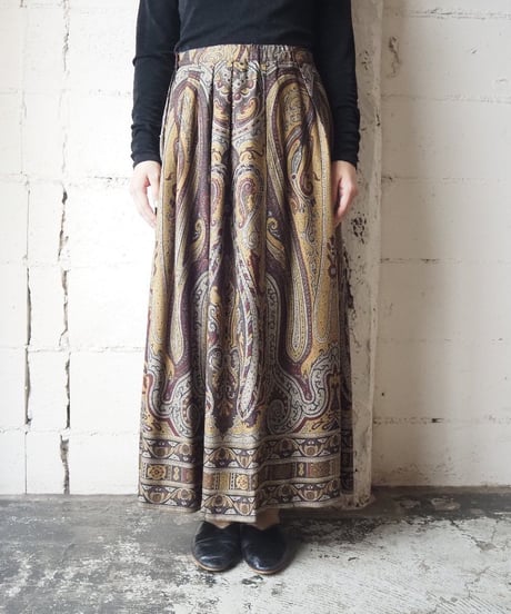 Paisley Pattern Tuck Skirt MUBR