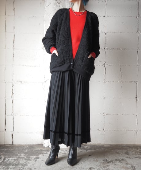 Loop Yarn Deep V Neck Cardigan BK