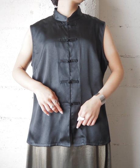 Satin Sleeveless China Shirt BK