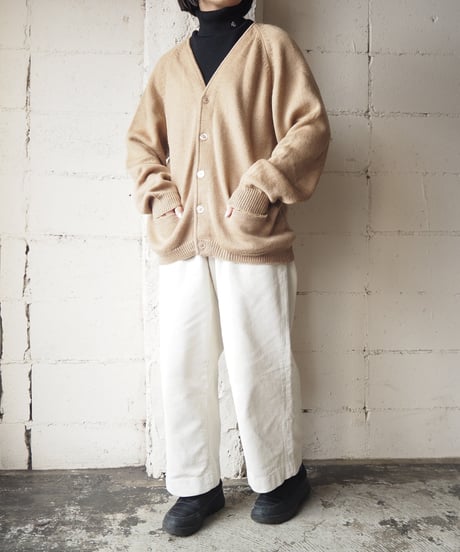1960-1970's Vneck Knit Cardigan BE