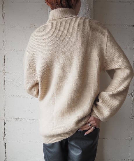 Turtle Neck Rib Knit BE