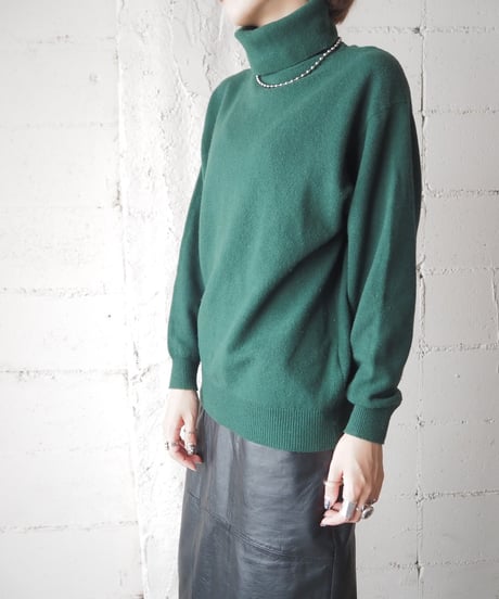 Turtle Neck Knit GN