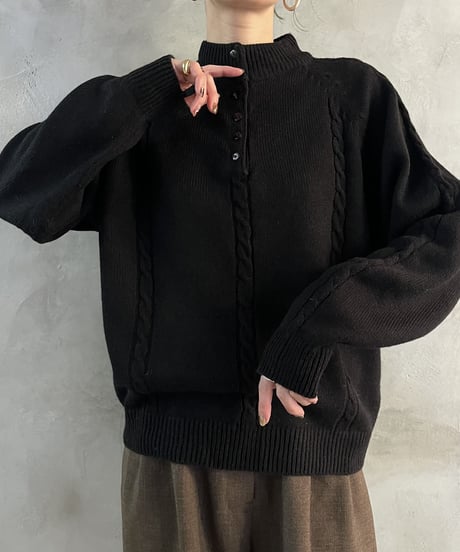 Many Button Cable Design Knit BK
