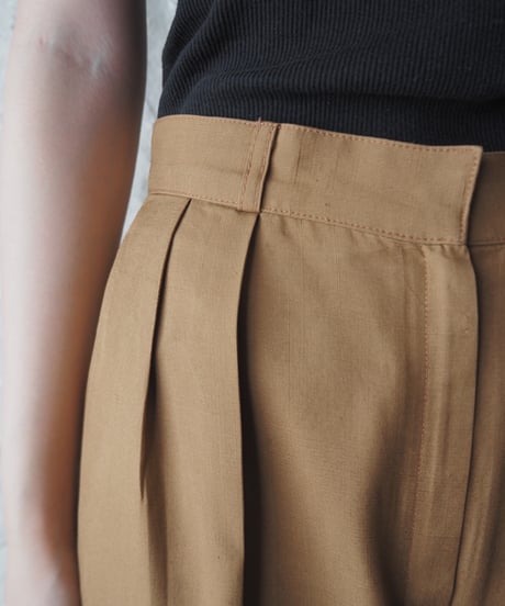 Basic Tuck Pants CM