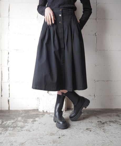 Front Button Tuck Flare Skirt BK
