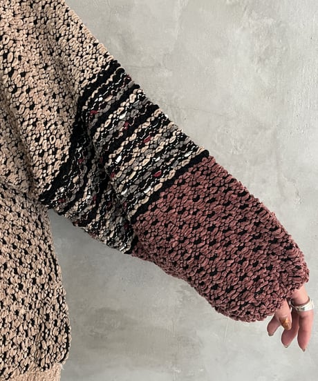 Mix Color Asymmetry Pattern Dolman Sleeve Knit BKBE