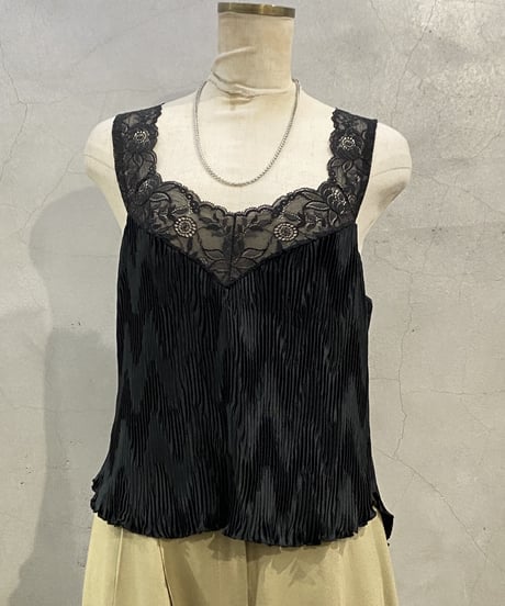 VICTORIA'S SECRET Lace × Zigzag Pleats N/S Tops BK