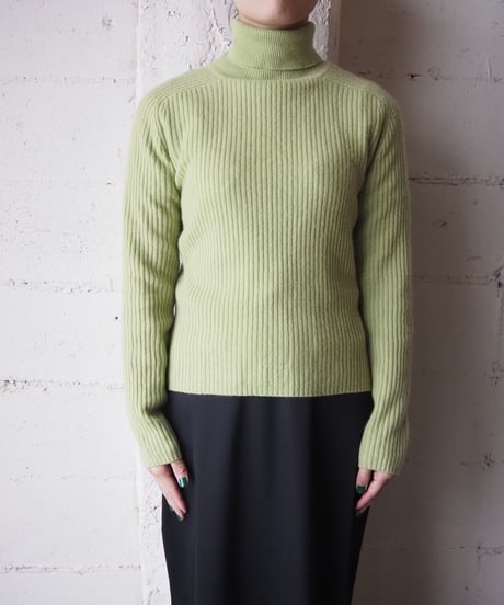 Cashmere Turtle Neck Knit LGN